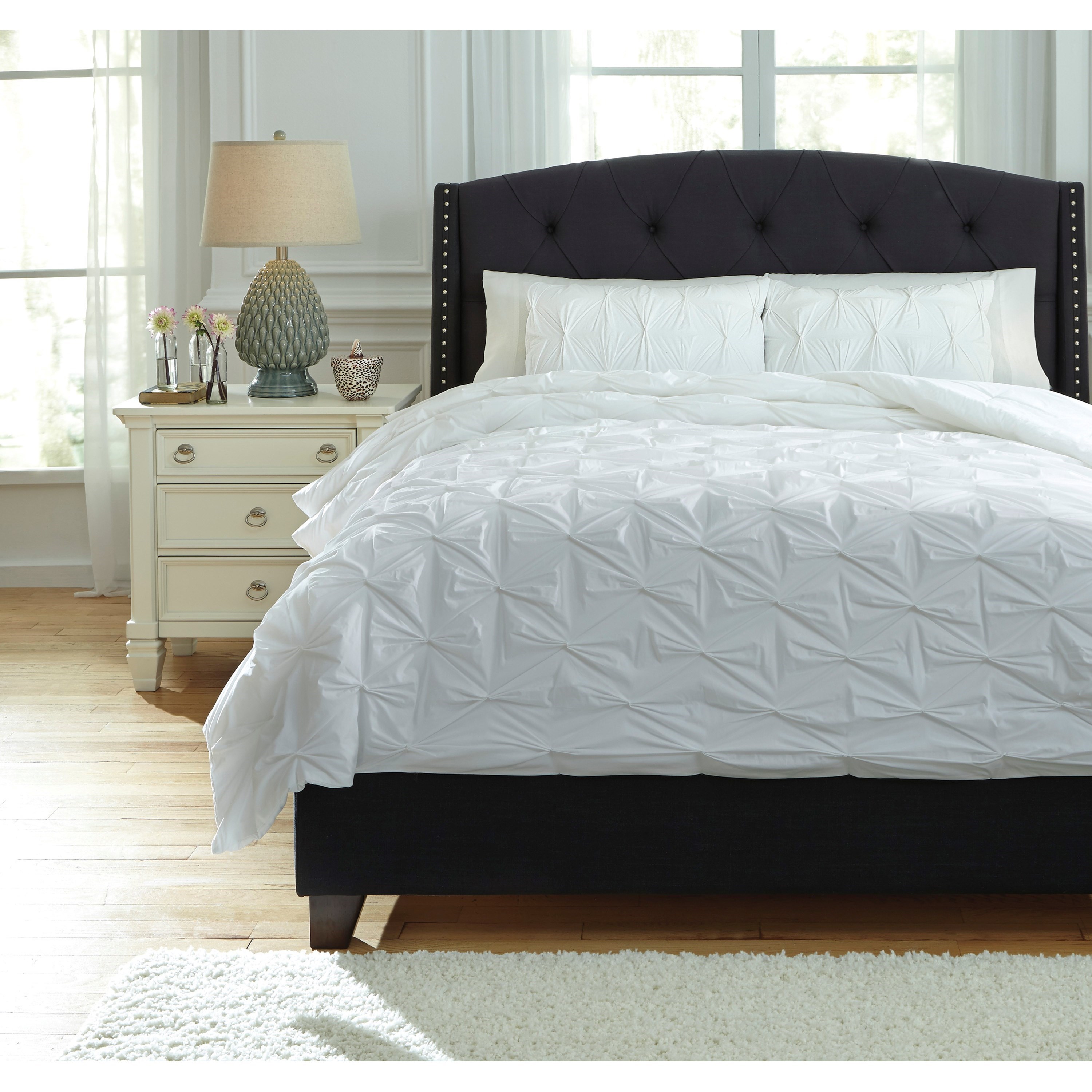 Signature Design by Ashley Furniture Bedding Sets Q756013Q Queen Rimy